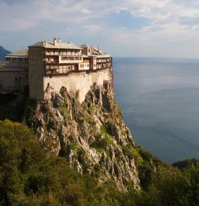 El monte Athos, una montaña santa con derecho de admisión